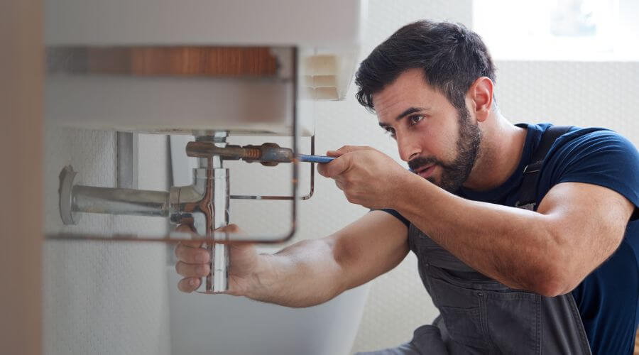 Professional water heater installation services in Irvington, AL